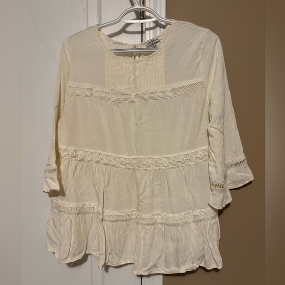 seven forty two Tops - Seven Forty two tunic, size M Chic Ivory Women's Blouse Beige 3/4 sleeve women’s